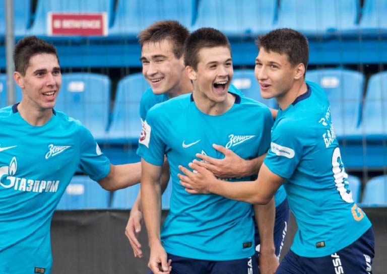 Игорь Шалимов привлек в команду игроков ЦСКА и «Зенита»