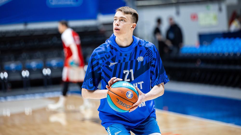 Семеро игроков «Зенита» в расширенном списке на сбор в Новогорске Семеро игроков «Зенита» в расширенном списке на сбор в Новогорске