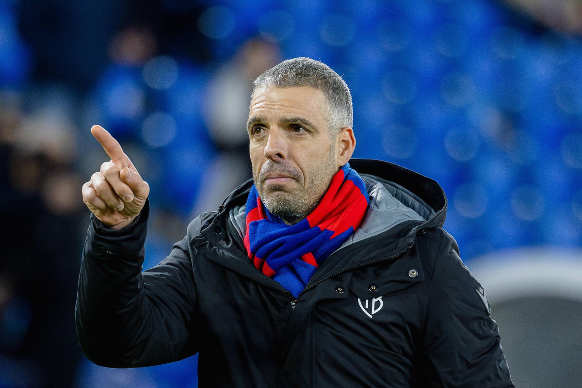 Главный тренер ЦСКА Челестини - за лимит на легионеров в РПЛ, и вот причины Главный тренер ЦСКА Челестини - за лимит на легионеров в РПЛ, и вот причины