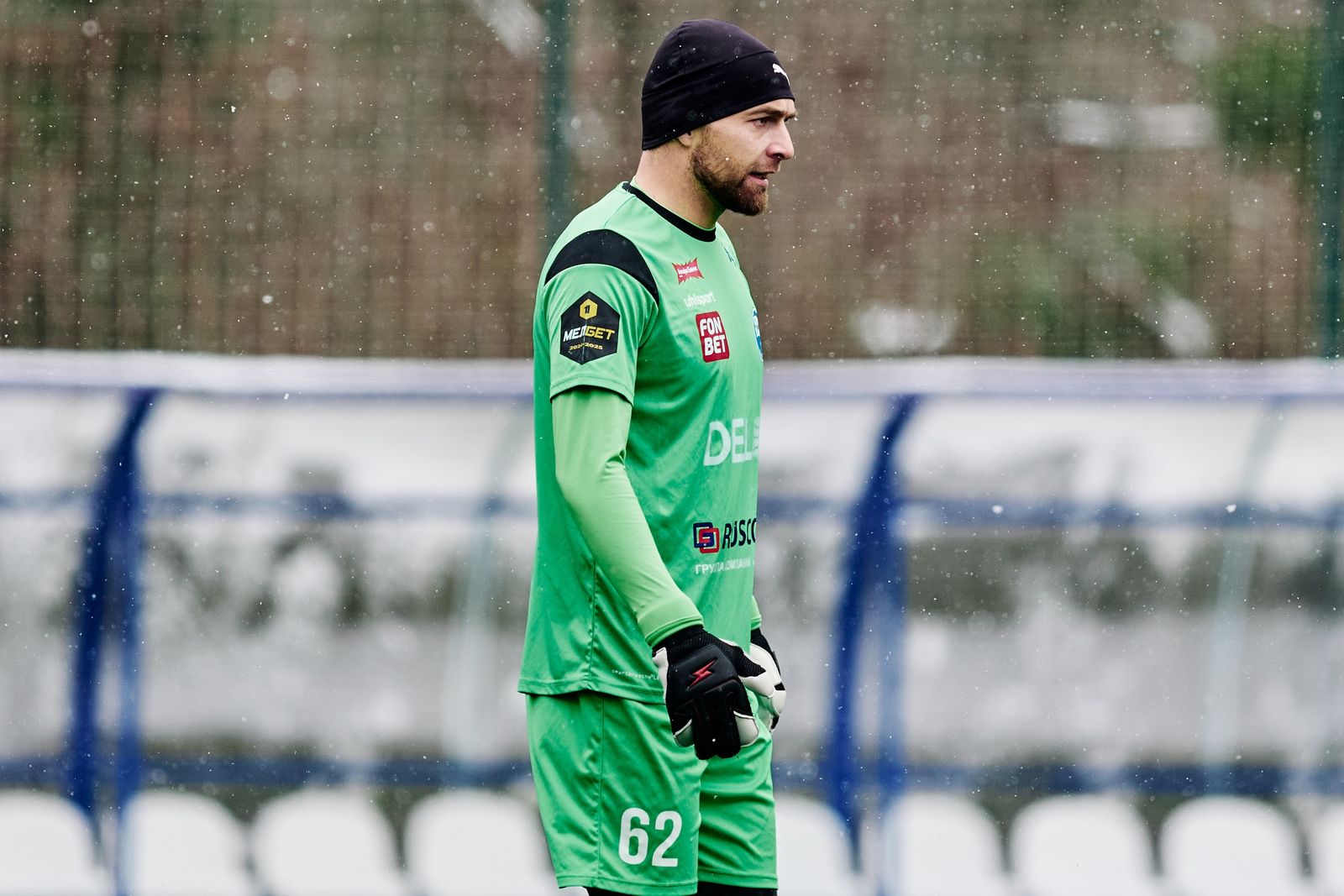 Московское «Торпедо» лишь в серии пенальти одолело команду второй лиги. Спас от позора автозаводцев вратарь Солдатенко Московское «Торпедо» лишь в серии пенальти одолело команду второй лиги. Спас от позора автозаводцев вратарь Солдатенко