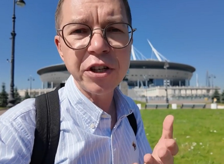 «Газпром-Арена» - три стадиона в одном… Знал ли Кузяев, что Гавр - побратим Ленинграда, как и Манчестер? Первый свой гол за ЦСКА Семак забил… «Зениту» «Газпром-Арена» - три стадиона в одном… Знал ли Кузяев, что Гавр - побратим Ленинграда, как и Манчестер? Первый свой гол за ЦСКА Семак забил… «Зениту»